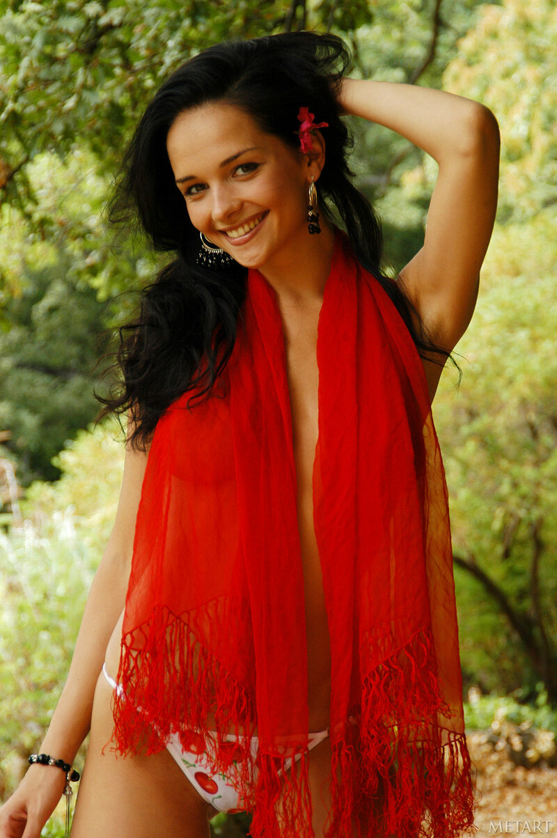 Полина, 22